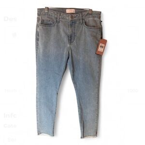 NWT 7 For All Mankind Jen7 Light Wash Cropped Skinny Frayed Jeans Size 6